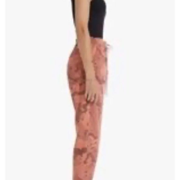 Free People Mother The Catch All Ankle Pants Mushroom Camo Print Coral Black - Picture 3 of 5